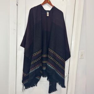 Roots Elegant Black and Brown Poncho